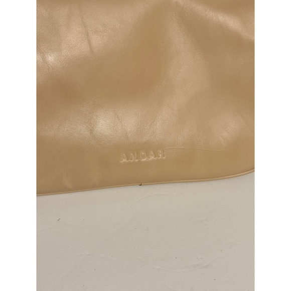 ANDAR Waymaker Cream Tan Crossbody Bag with Green Strap EUC - Picture 2 of 7